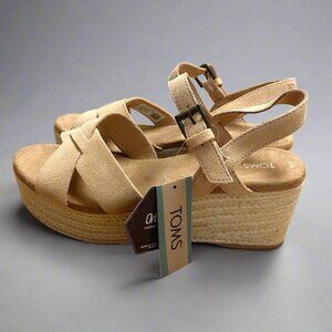 TOMS tan Willow wedge, size 8.5, NEW IN BOX!